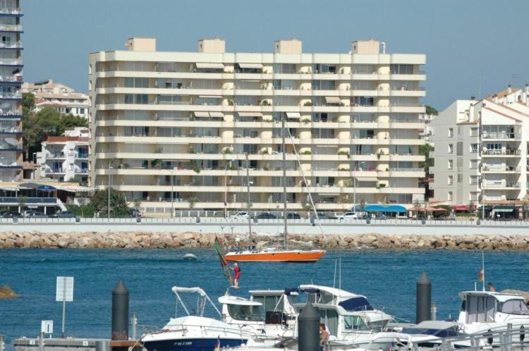 Phenicia 16 Pk Apartment L' Escala Екстериор снимка